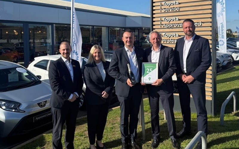 Vertu Toyota Loughborough General Manager Celebrates 25 Years Of Service